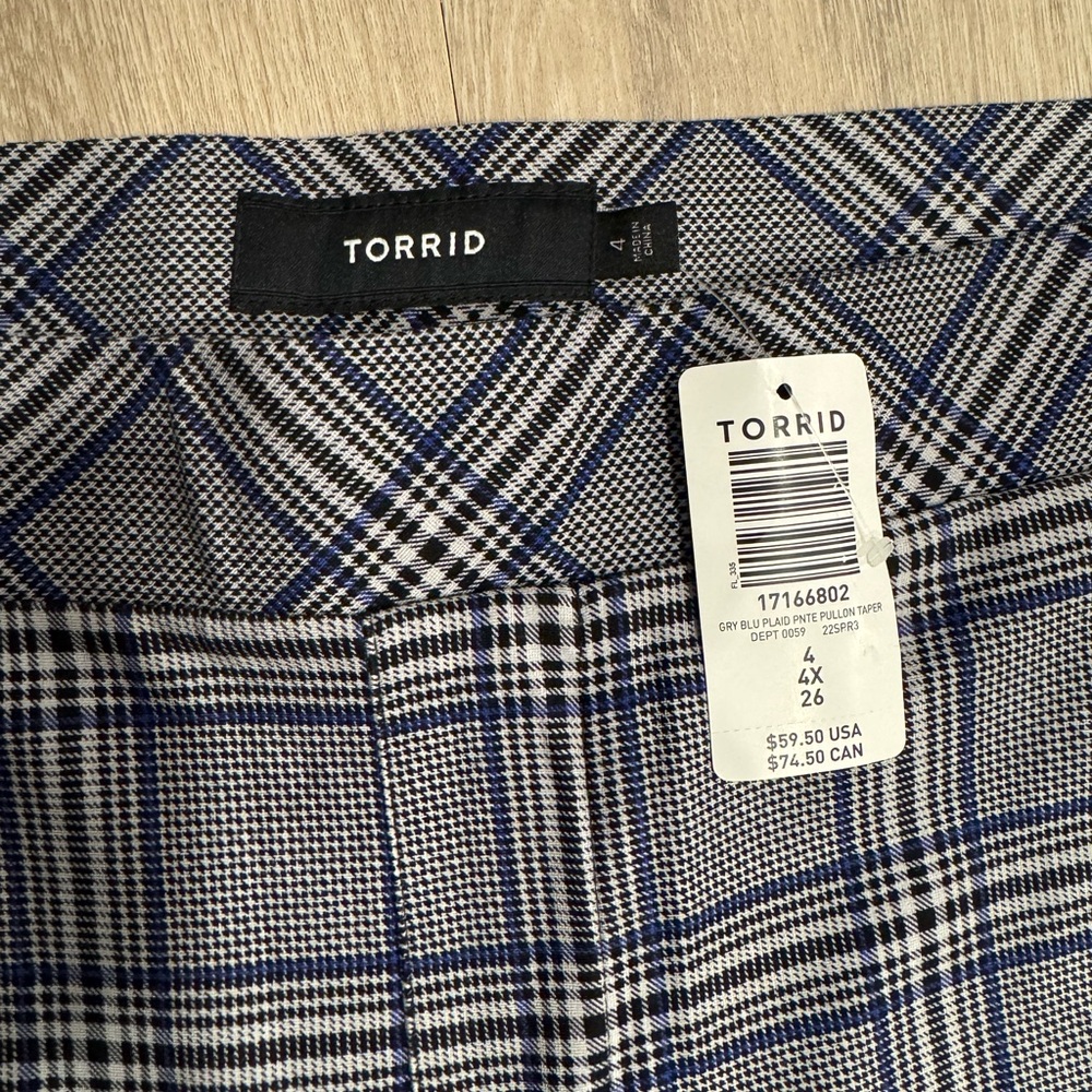 Torrid - Picture 7 of 7
